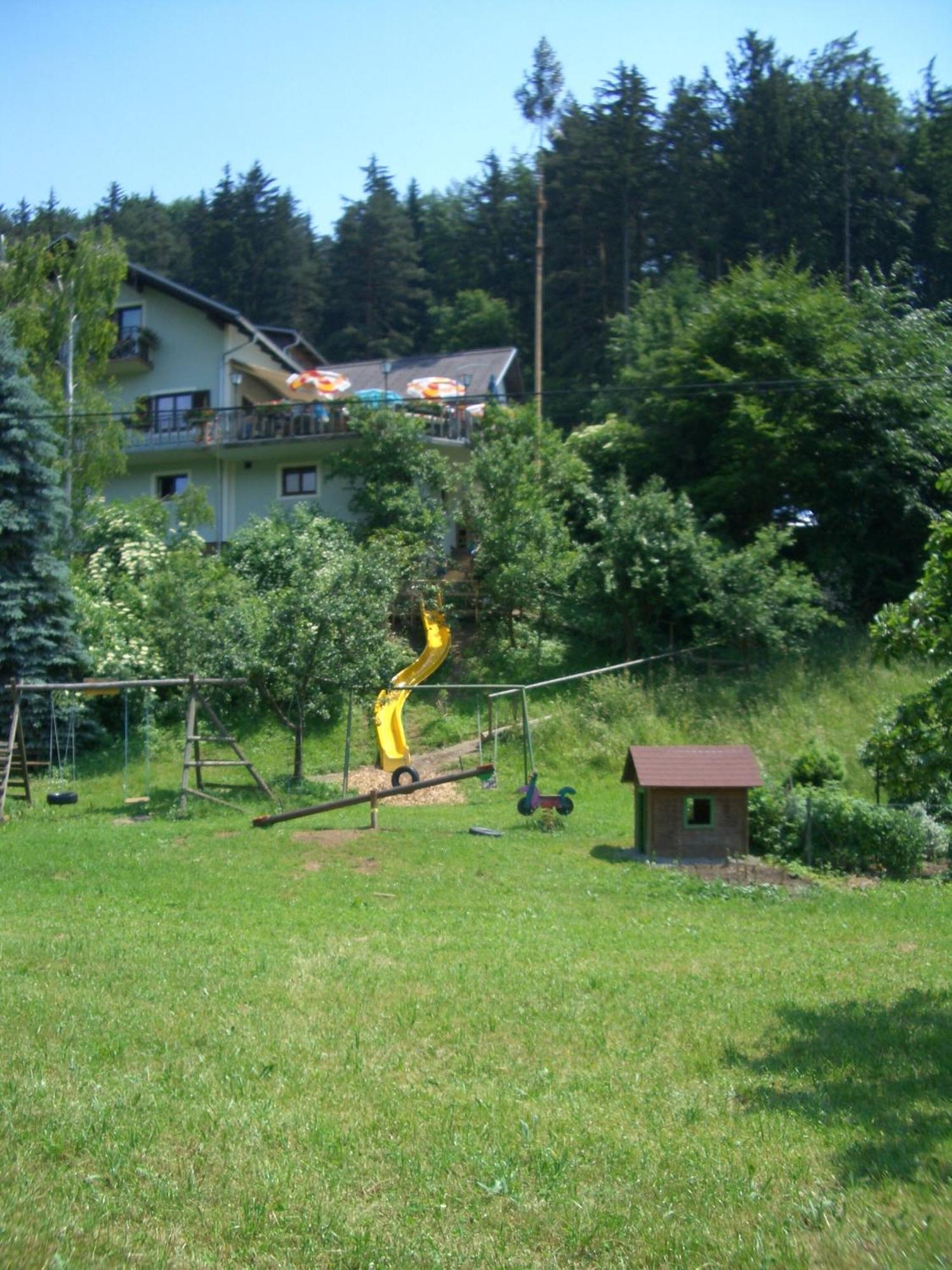 Gasthaus - Gaestehaus Schusterbauer Rein Esterno foto