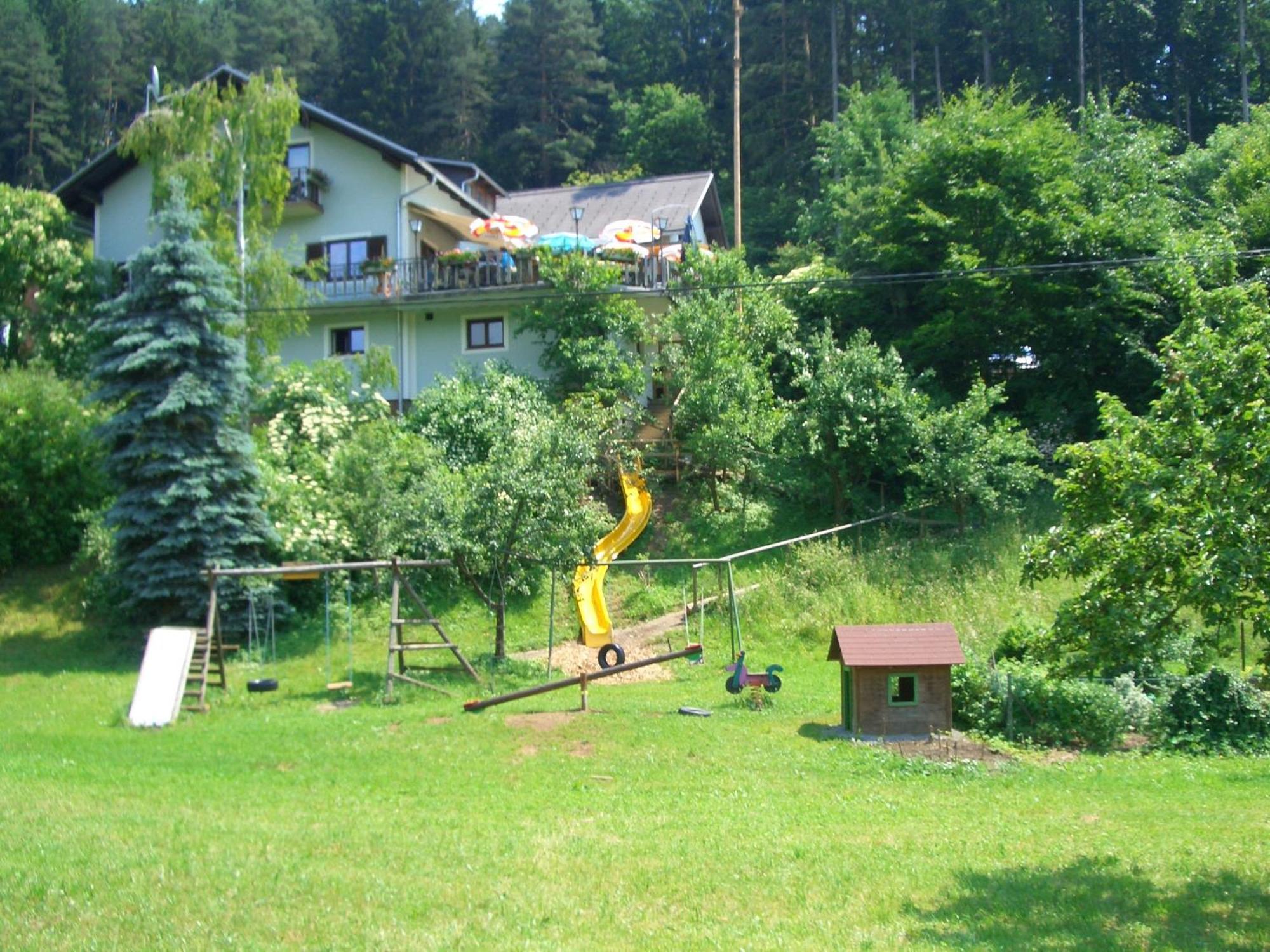 Gasthaus - Gaestehaus Schusterbauer Rein Esterno foto